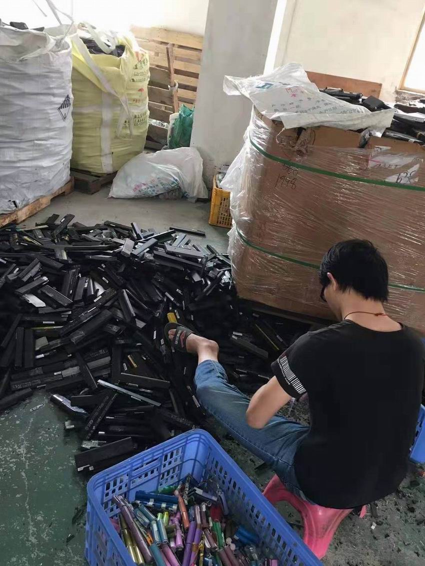 電池 電瓶 電動車電池 手機(jī)及手機(jī)電池 回收